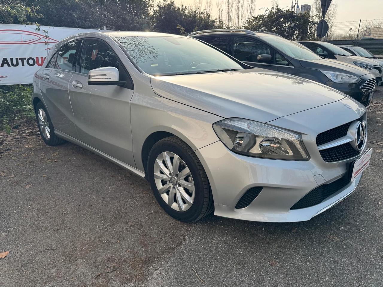 Mercedes-benz A 180 d Premium
