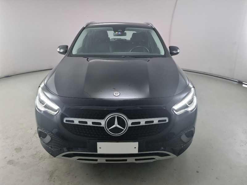 MERCEDES-BENZ GLA 200 d Automatic Business Extra