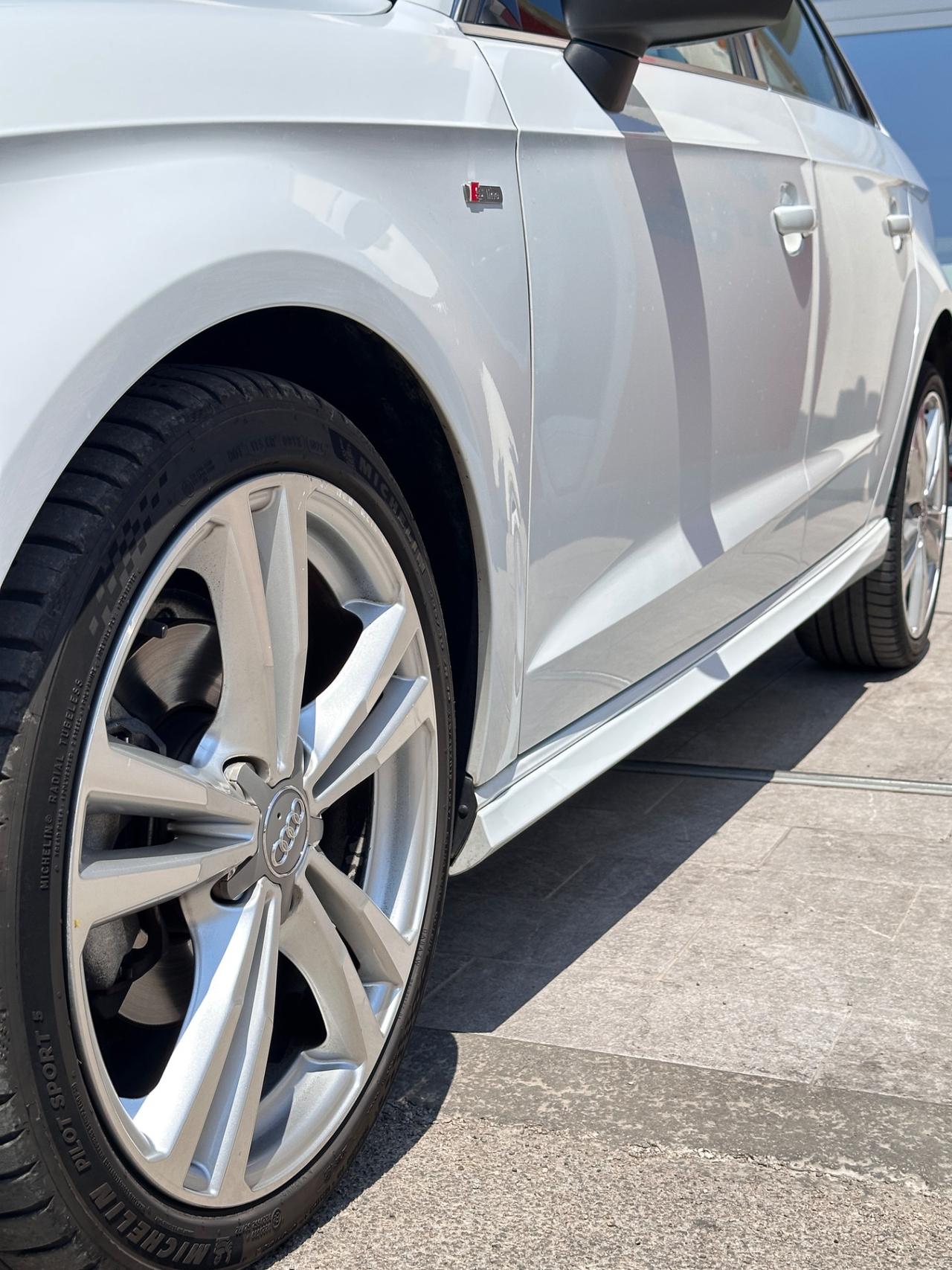 Audi A3 Admired S tronic-2019-VIRTUAL-MATRIX/18”