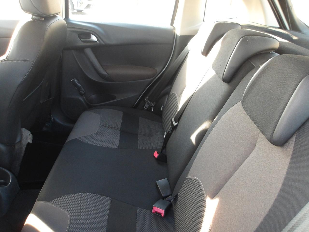 CITROEN C3 1.2 BENZ-2015-GARANZIA FULL