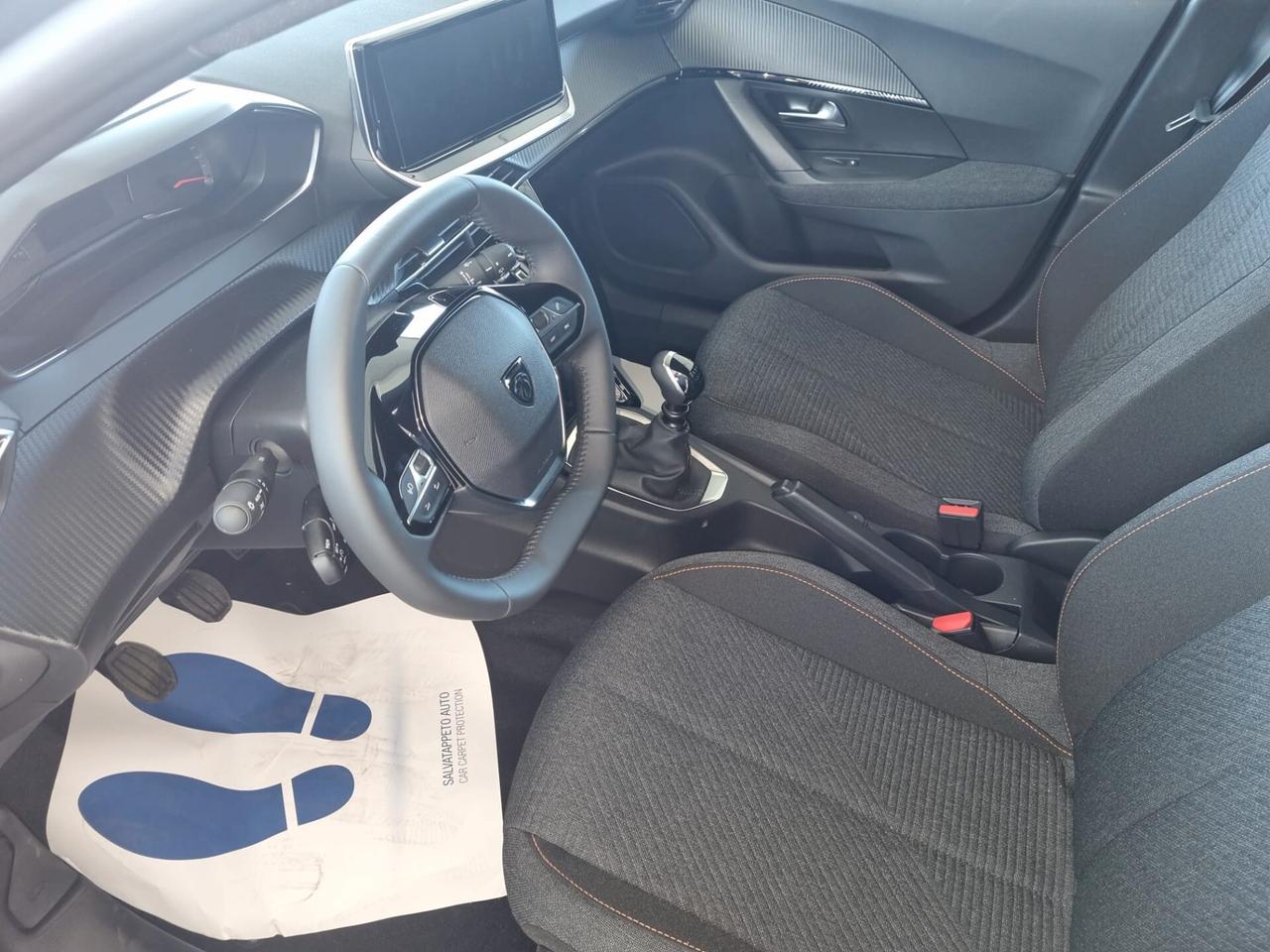 Peugeot 2008 12 PT STYLE