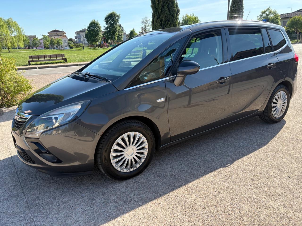 Opel Zafira Tourer 2.0 CDTi 130CV .7posti 2012