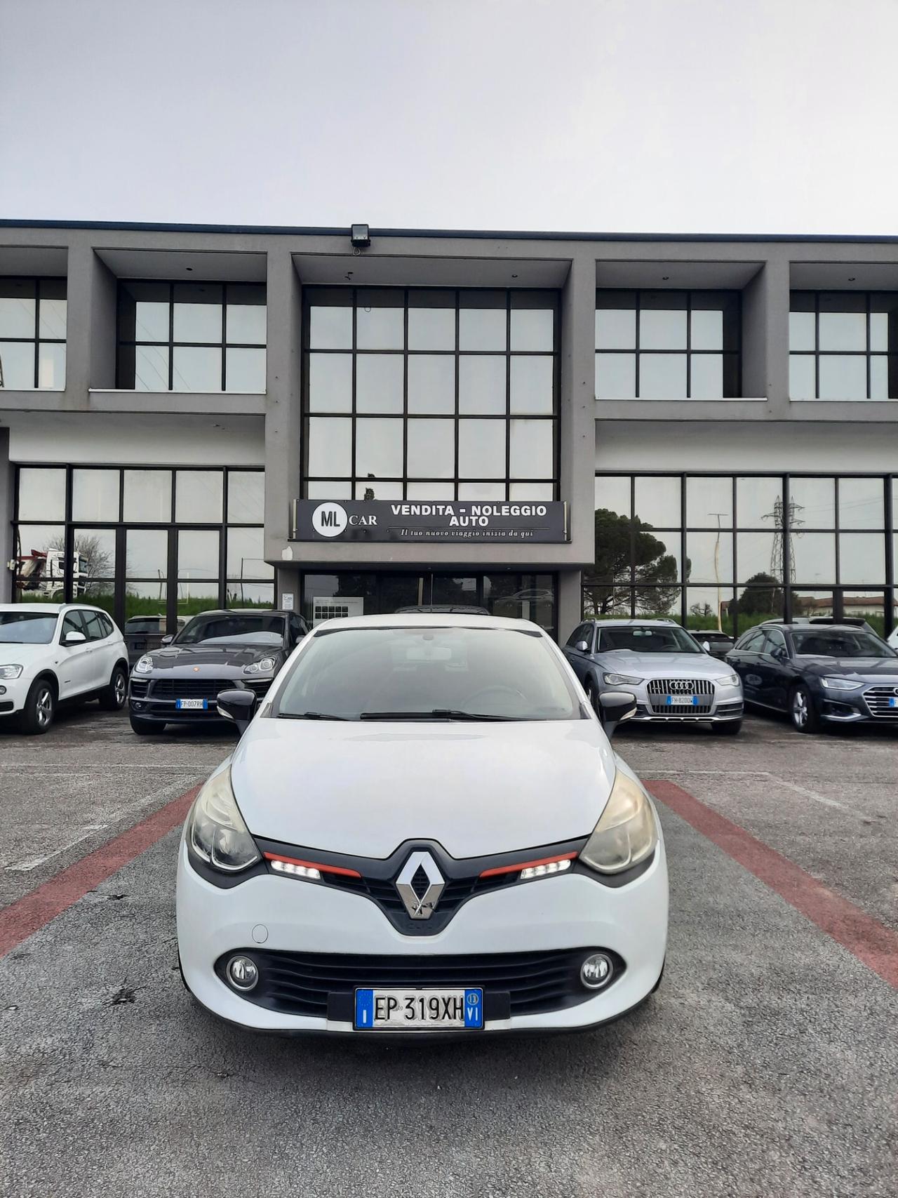 Renault Clio 1.2 75CV 5 porte Live OK NEOPATENTATI
