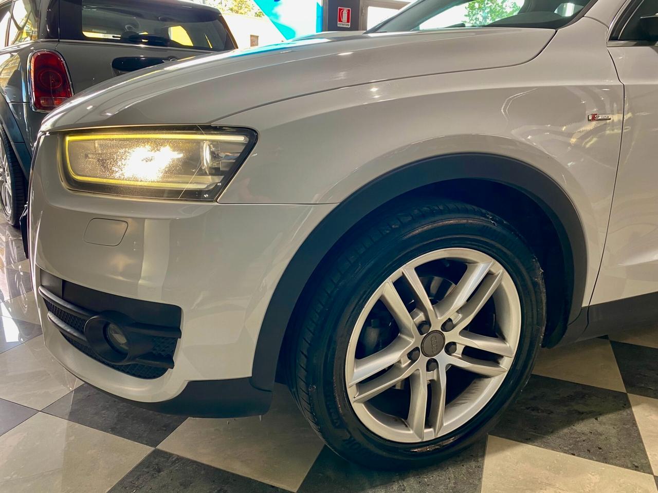 Audi Q3 2.0 TDI 177 CV quattro S tronic S-Line-2012