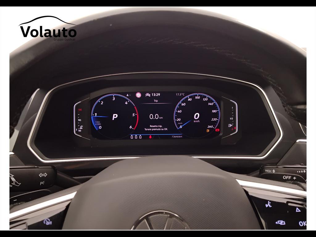 VOLKSWAGEN Tiguan II 2021 - Tiguan 2.0 tdi R-Line 150cv dsg