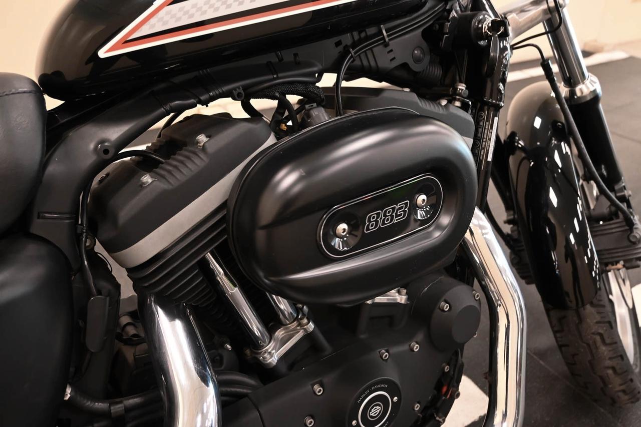 Harley-Davidson Sportster 883 XL 883R