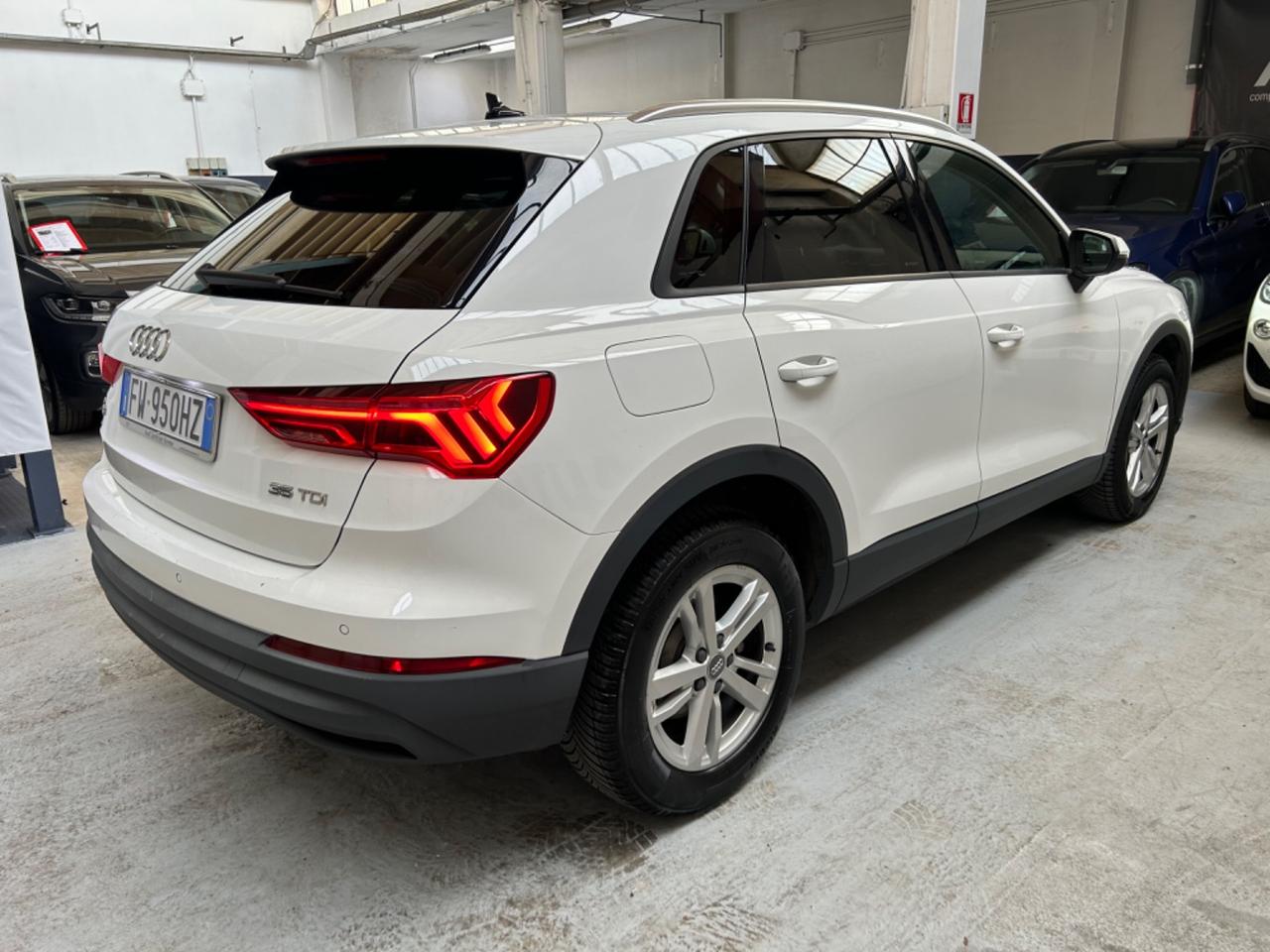 Audi Q3 35 TDI S tronic Business Advanced