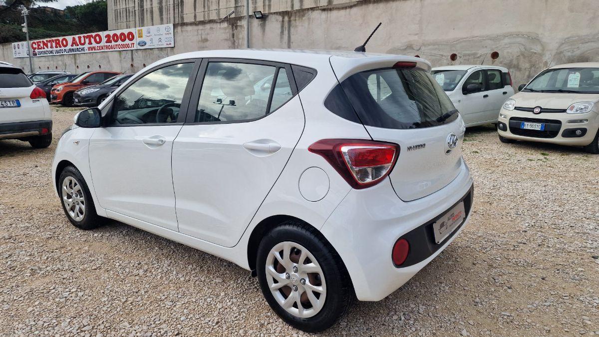 HYUNDAI - i10 - 1.0 MPI Sound Edition