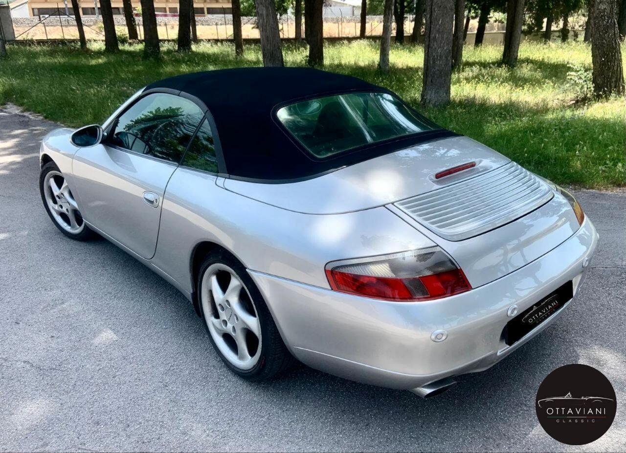 Porsche 911 996 Carrera 4