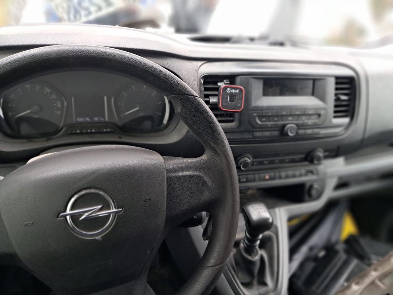 Opel Vivaro 1.5 Diesel 3p Incidentato