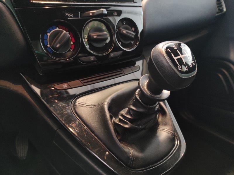 LANCIA Ypsilon 3ª serie - Ypsilon 1.0 FireFly 5 porte S&S Hybrid Platino