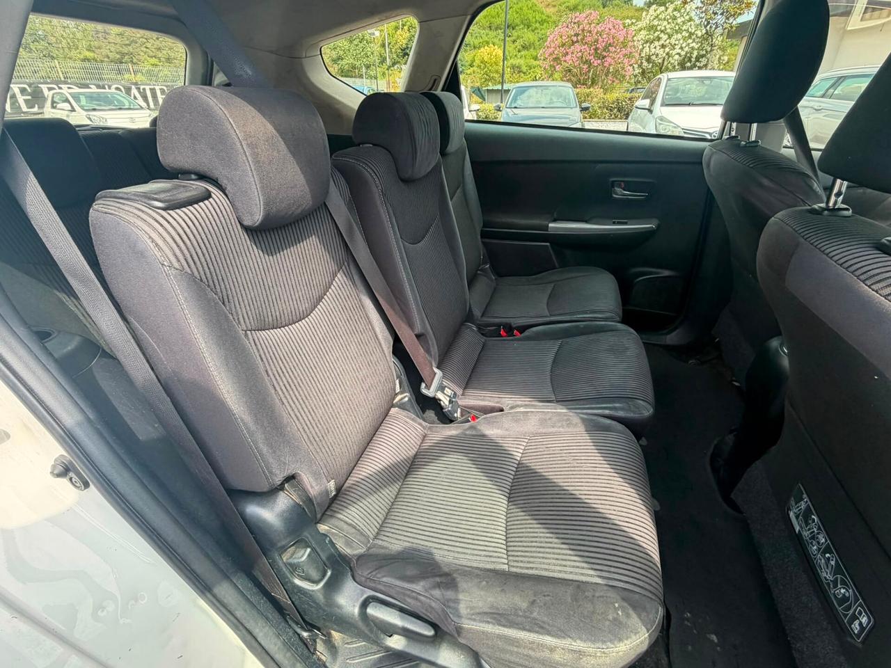Toyota Prius Prius+ 1.8 Lounge