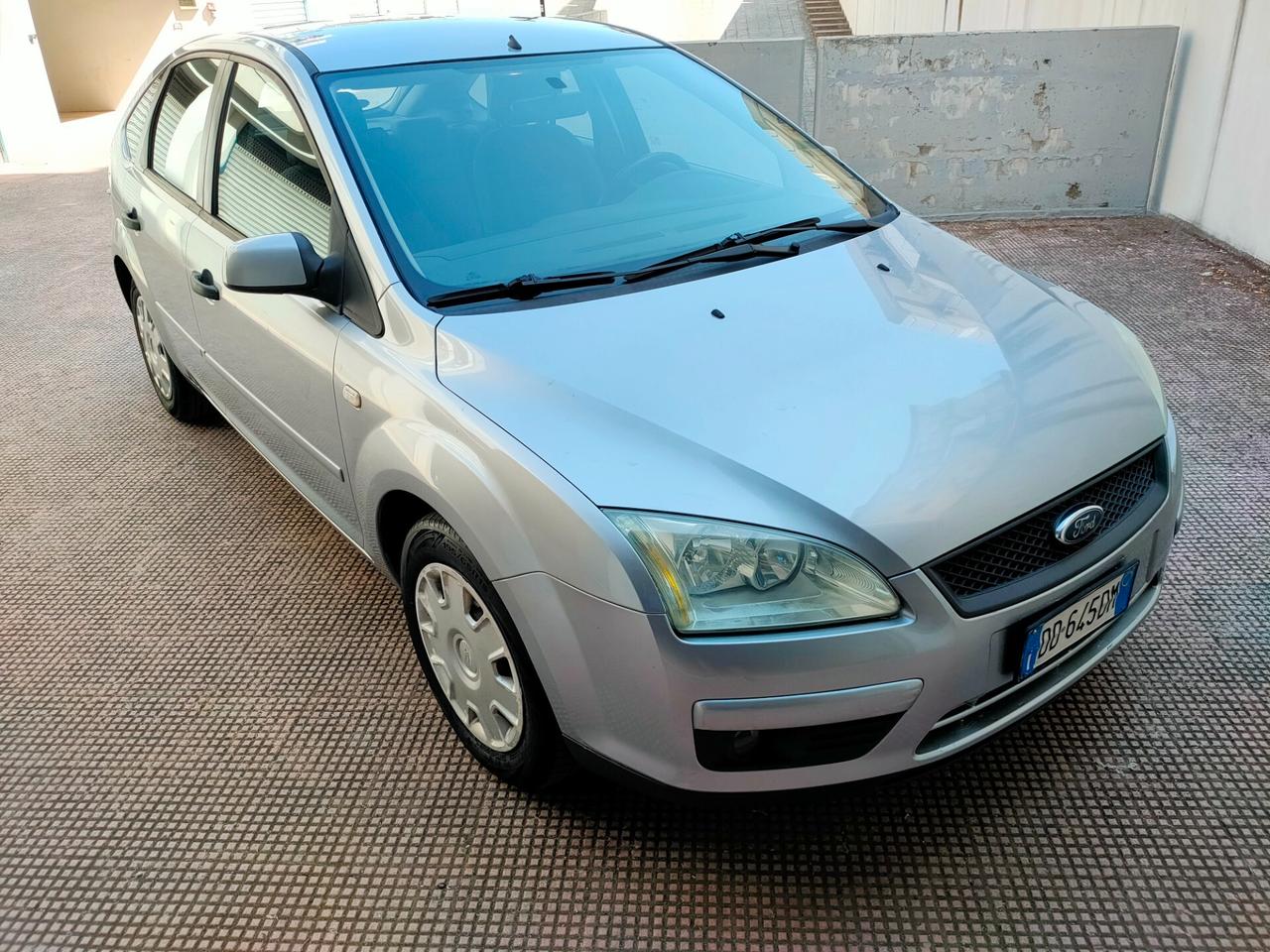 Ford Focus BERLINA GPL