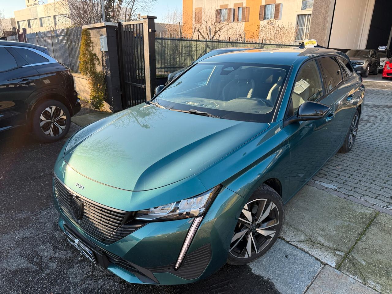 Peugeot 308 BlueHDi 130 S&S EAT8 SW Allure Pack