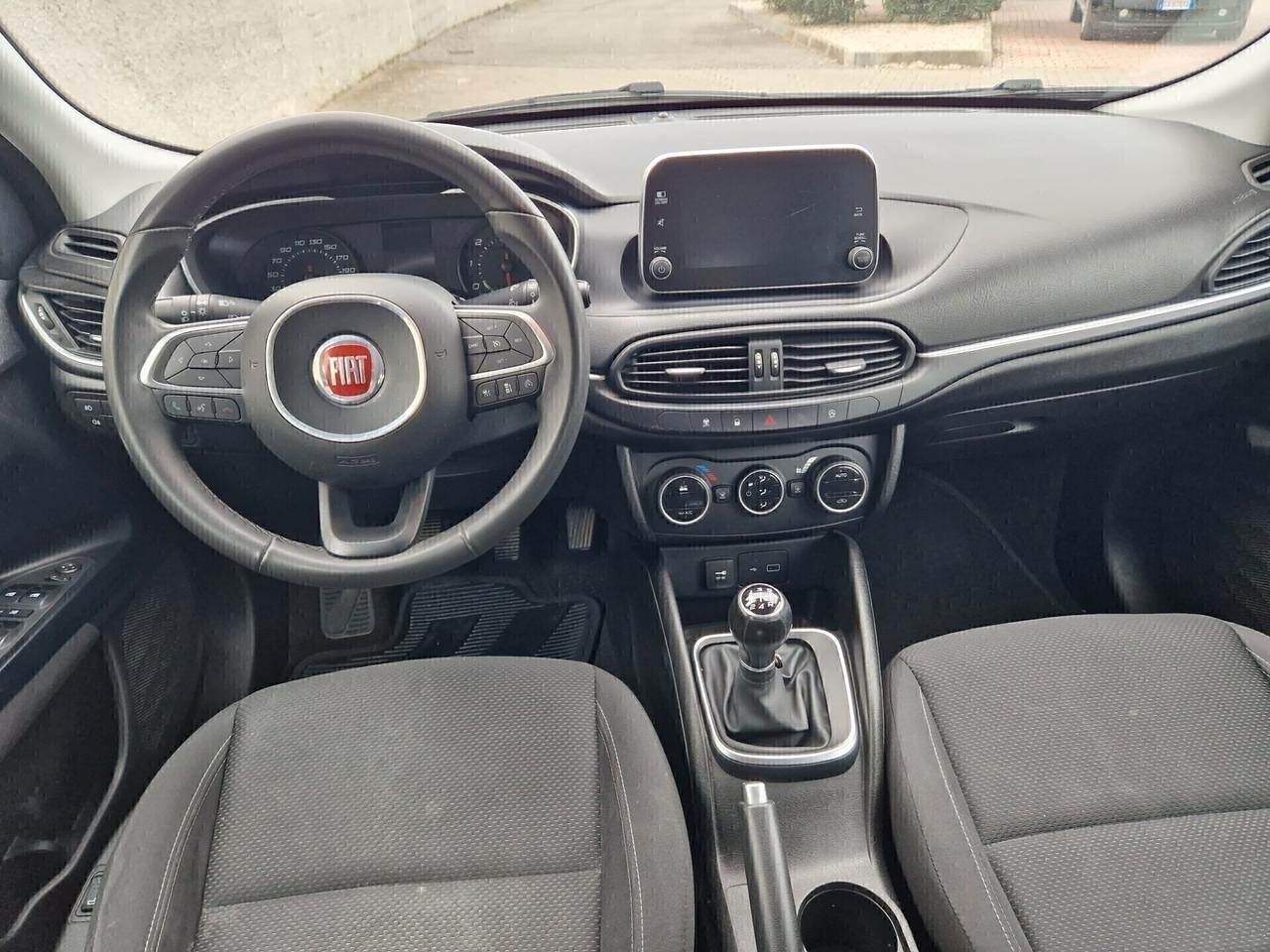 Fiat Tipo 1.3 MJT 95cv Lounge per Neopatentati