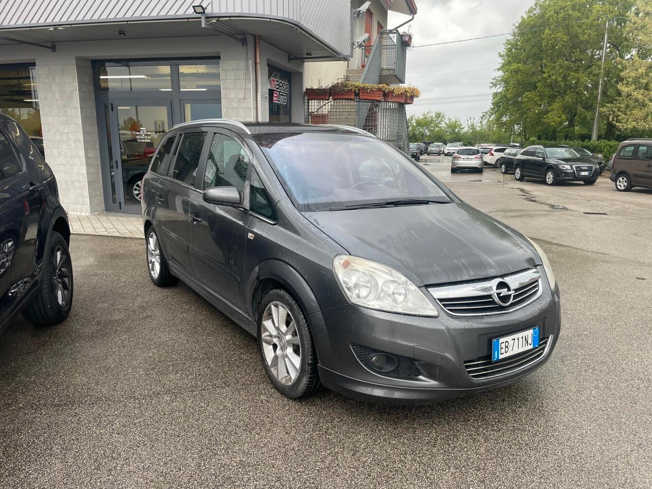 Opel Zafira 1.8 benzina 7 posti Neopatentati