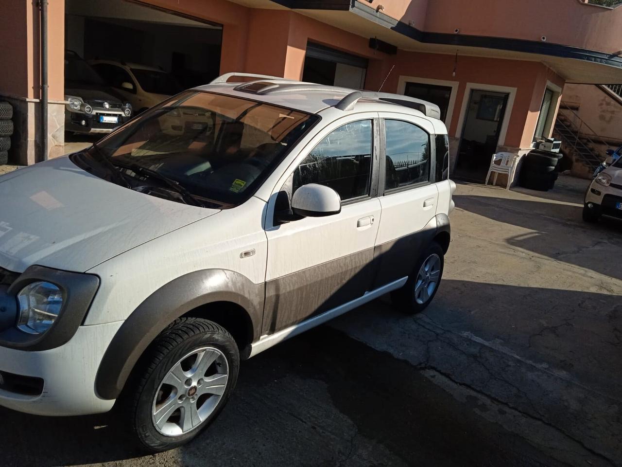 Fiat Panda cross restyling 4x4 1.3 mjt