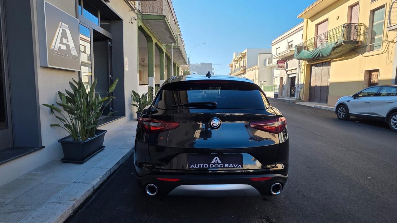 Alfa Romeo Stelvio 2.2 Turbodiesel 210 CV AT8 Q4 Executive