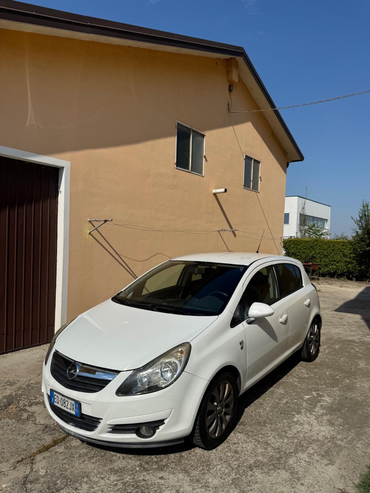 Opel Corsa 1.2 5 porte Edition