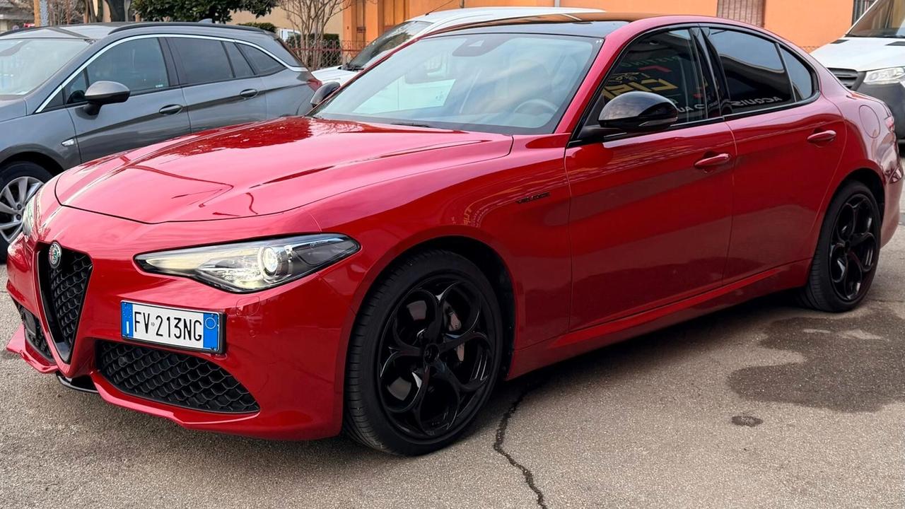 Alfa Romeo Giulia 2.2 Turbodiesel 210 CV AT8 AWD Q4 Veloce