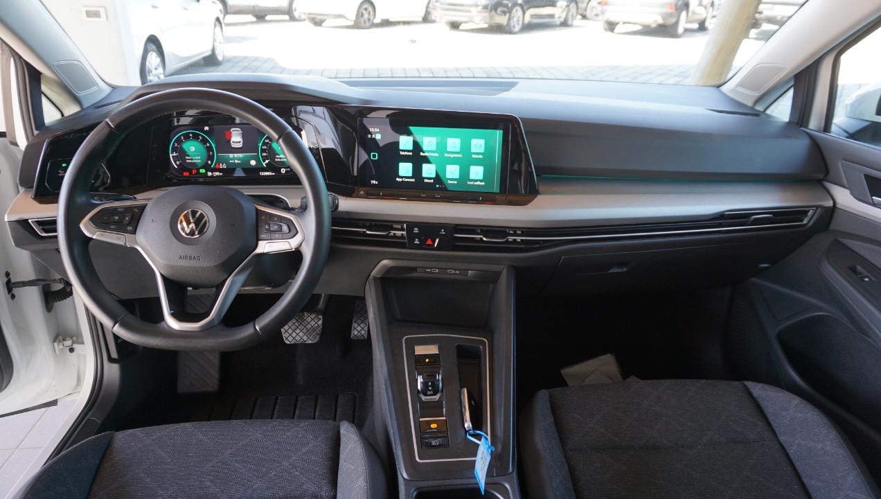 Volkswagen Golf 1.0 etsi evo Life 110cv dsg