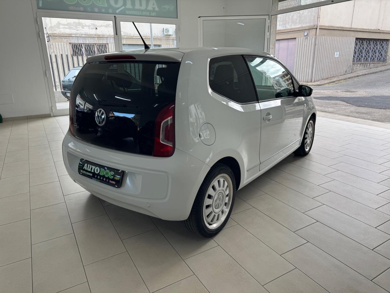 Volkswagen up! 1.0 75 CV 3p. high up!