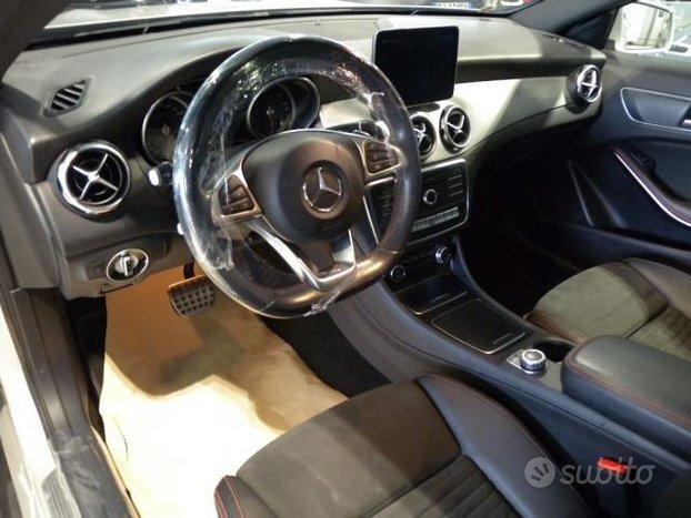 Mercedes-benz GLA 200 GLA 200 d Automatic 4Matic Premium