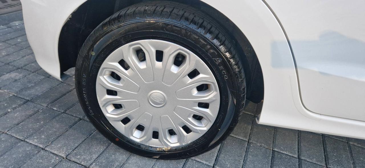 Ford Ka+ 1.2 BENZ O GPL 70 CV 2019 KM97000 5 PORTE