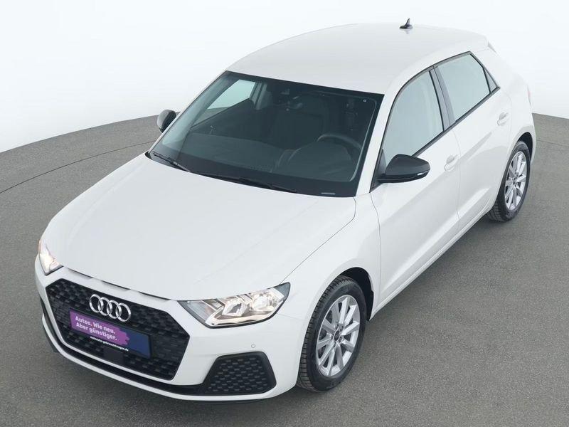 Audi A1 Sportback 25 TFSI Cockpit Cruise Control Smartphone interface