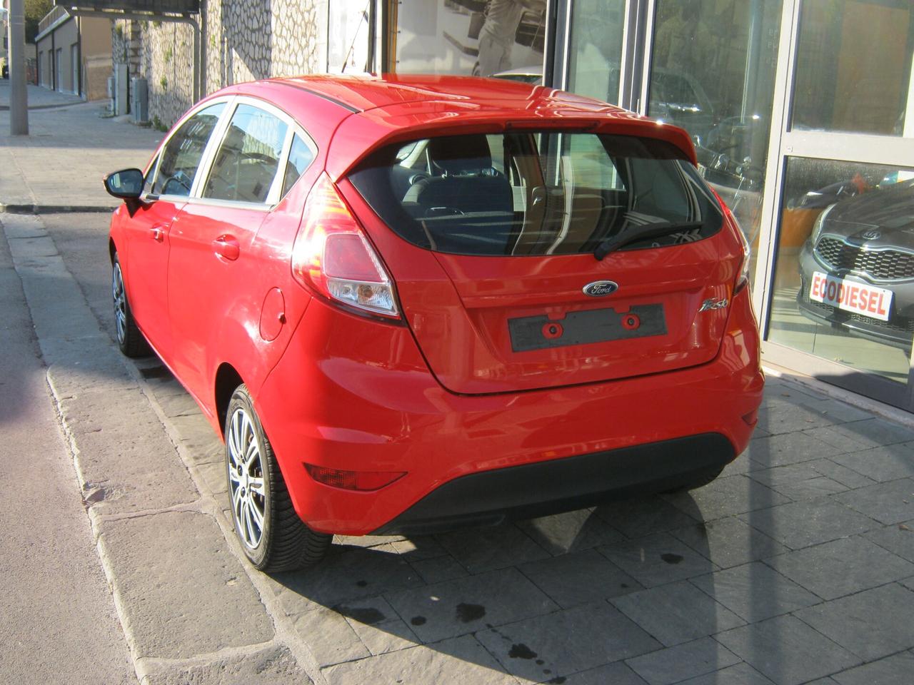 Ford Fiesta 1.5 TDCi 75CV 5 porte Titanium