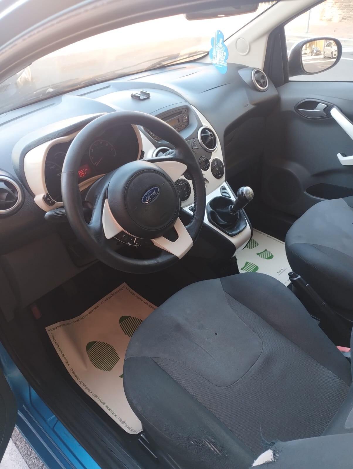 Ford Ka 1.2 8V 69CV Titanium