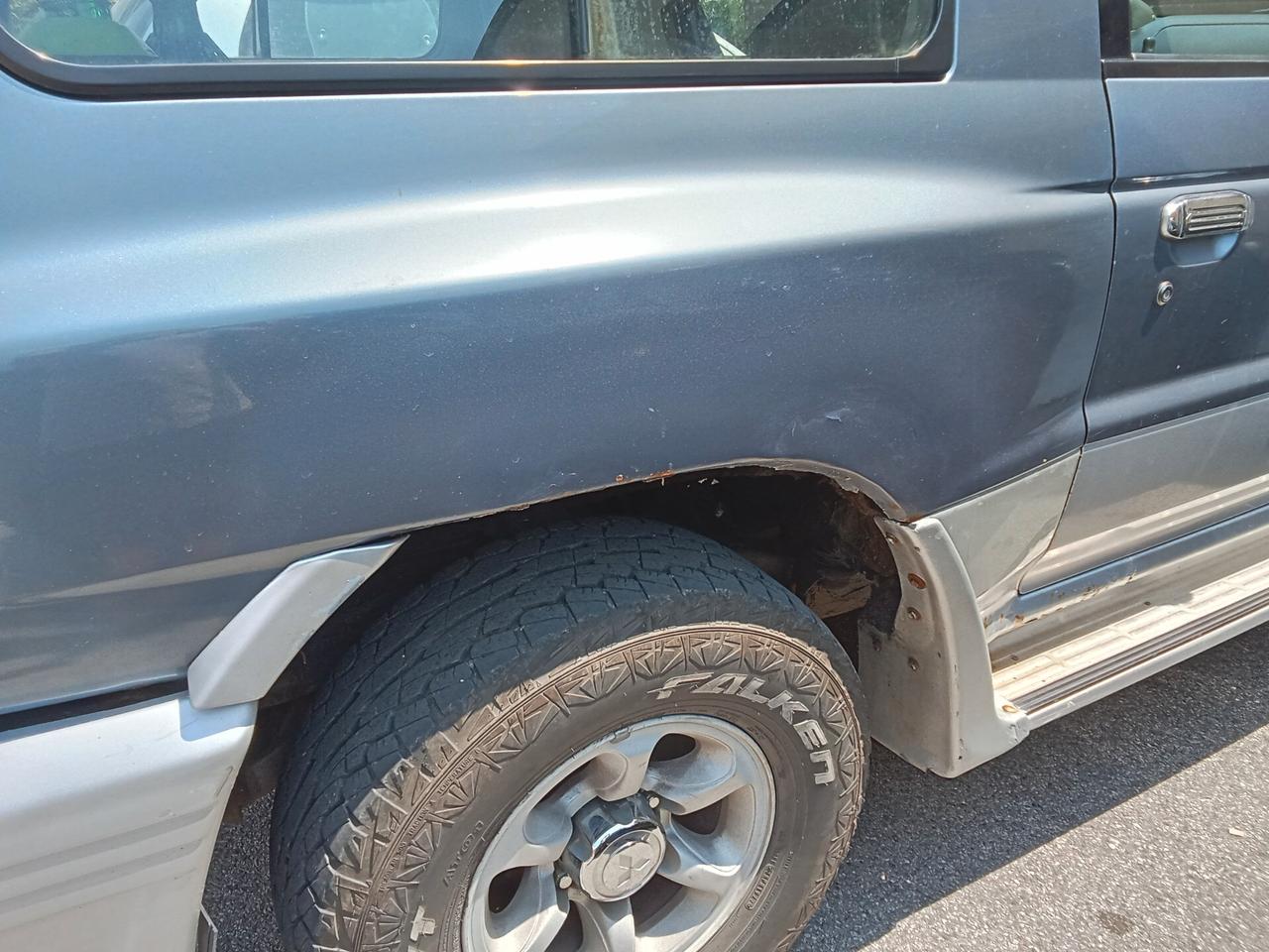 Mitsubishi Pajero 2.5 TDI Metal-top GL