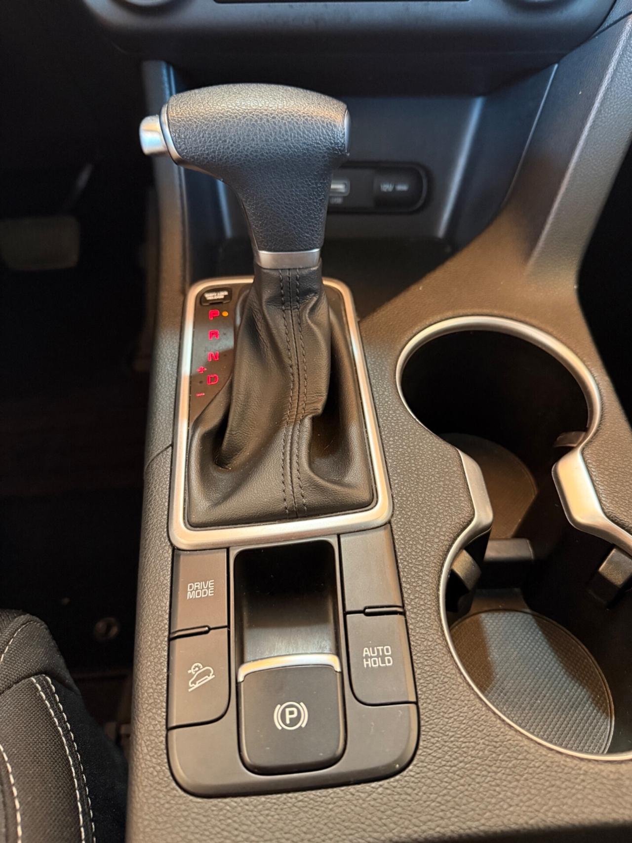 Kia Sportage 1.6 Diesel - Automatico - Neopatentati