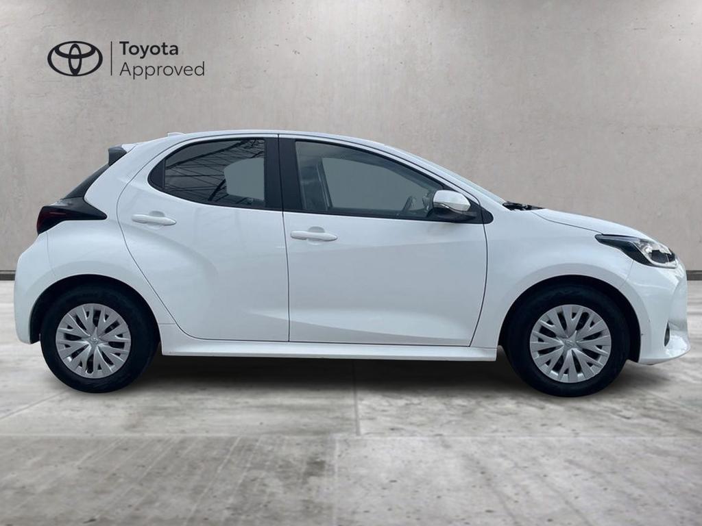 Toyota Yaris 1.5 hybrid Active
