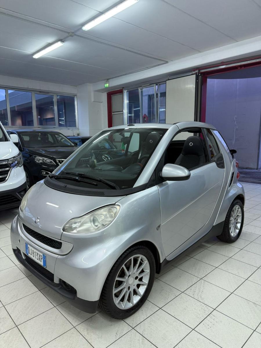 SMART - Fortwo - 1000 52 kW coupé passion