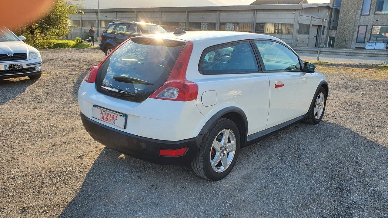 Volvo C30 1.6