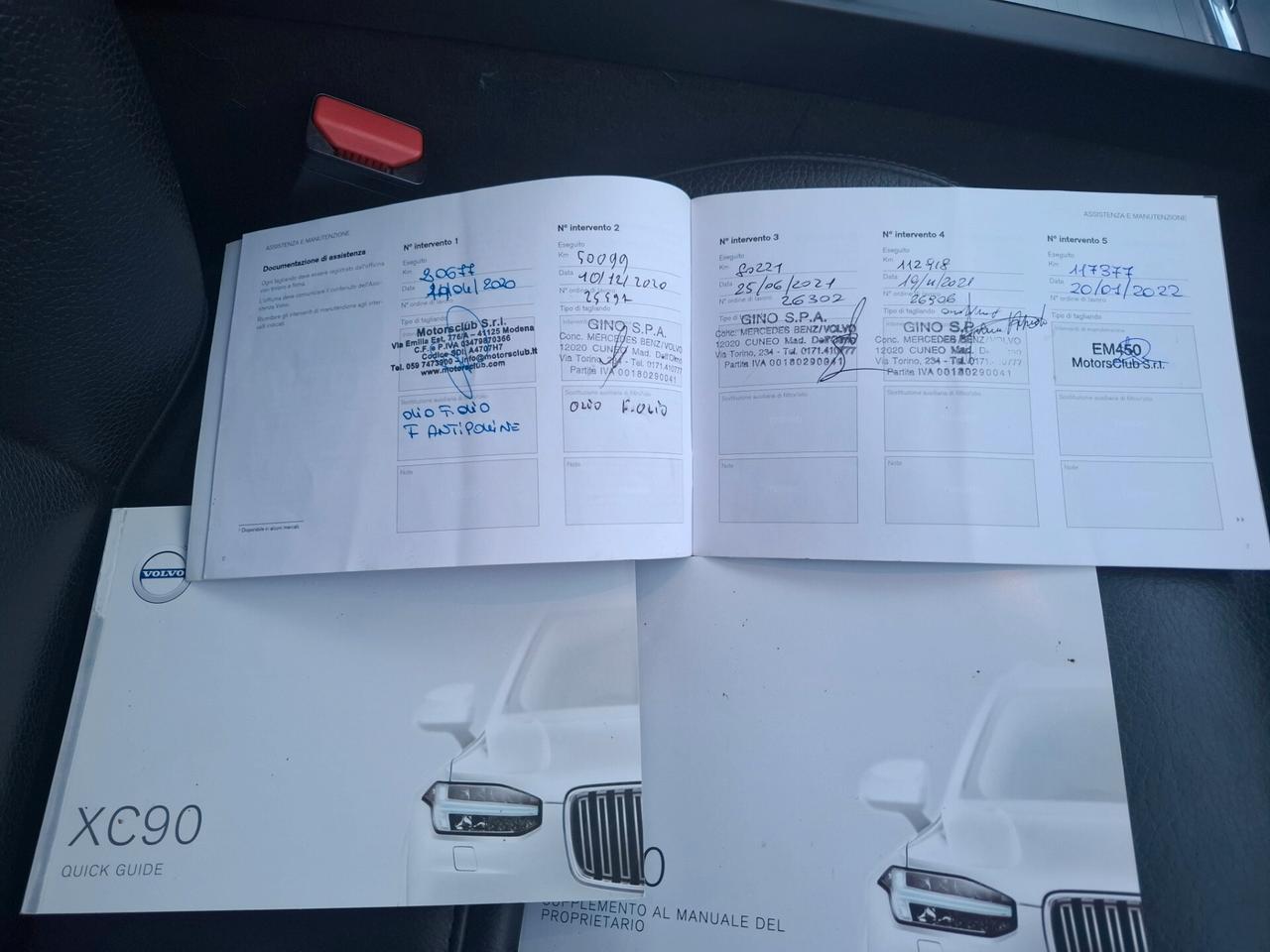 Volvo XC 90 XC90 D5 AWD Geartronic 7 posti Momentum