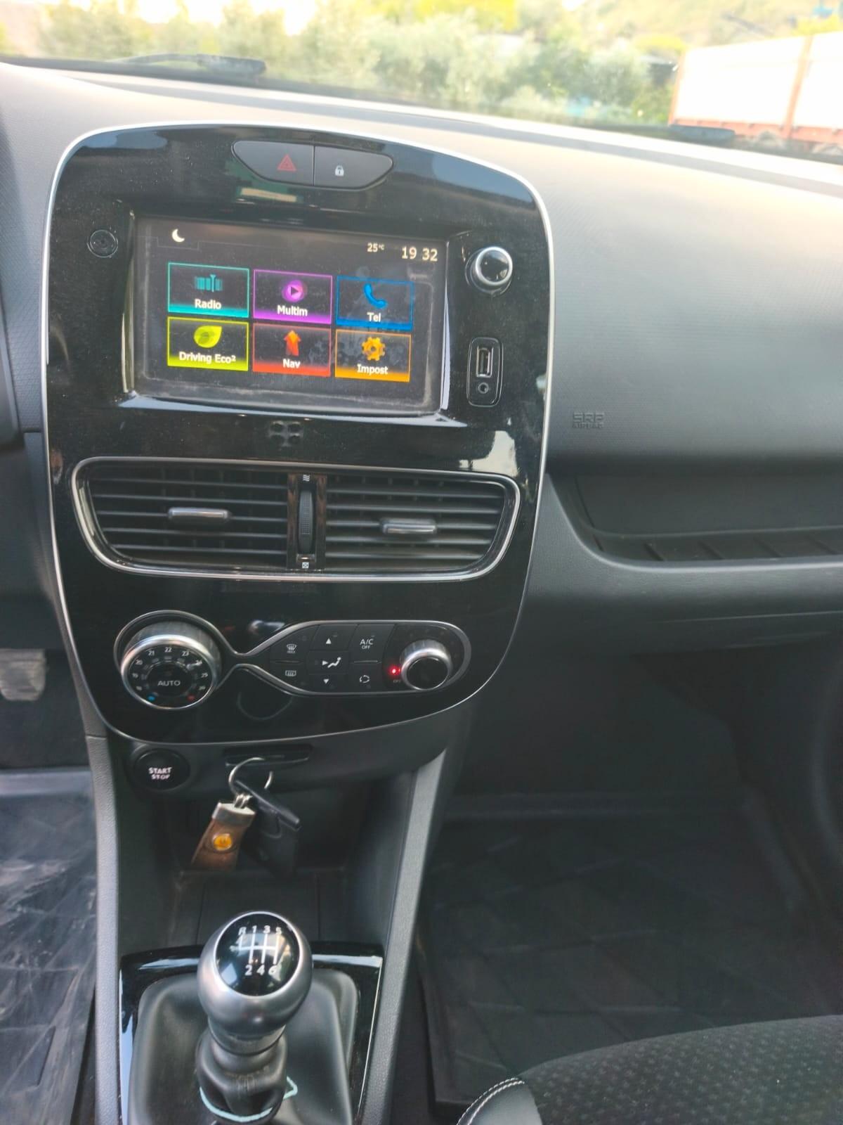 Renault Clio 2017---1.2 Benzina