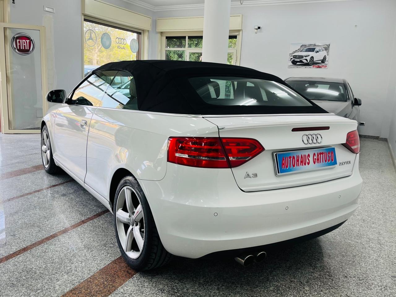 Audi A3 Cabrio 2.0 TDI S-Line 140cv anno 2010