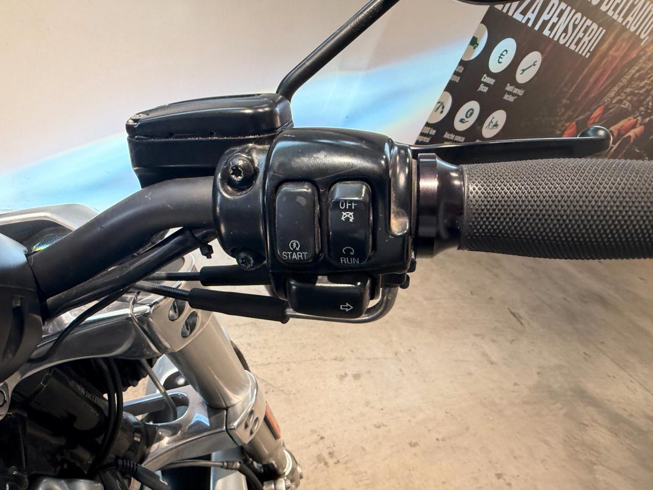 Harley-davidson 1130 V-ROD - VRSCR