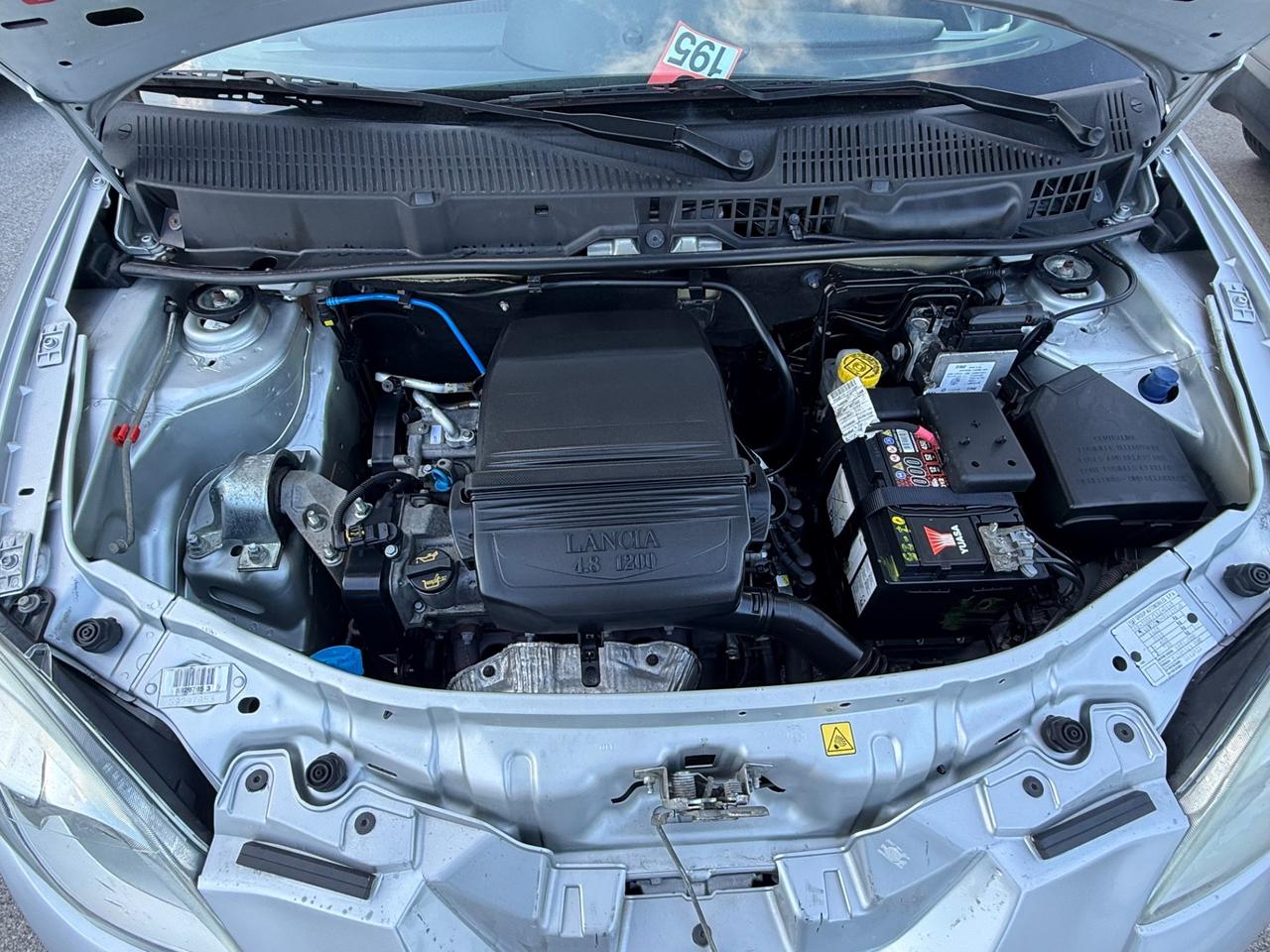 Lancia Ypsilon 1.2 Versus