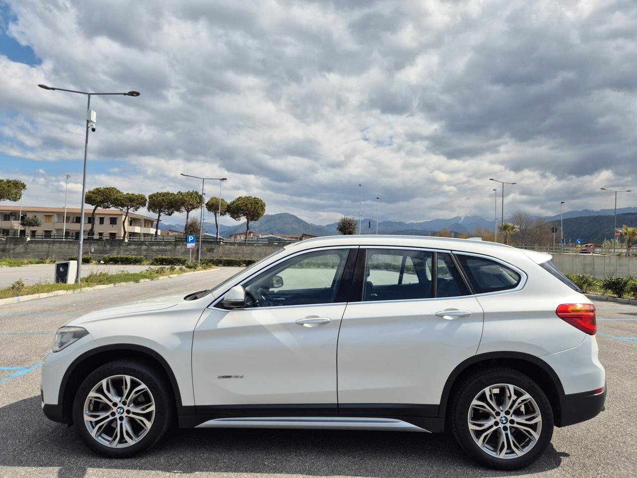 Bmw X1 sDrive18d xLine