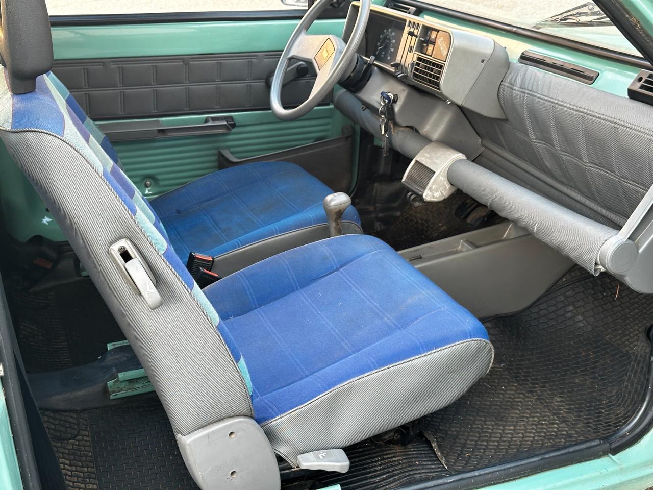 Fiat Panda 900 i.e. cat "NEOPATENTATI"