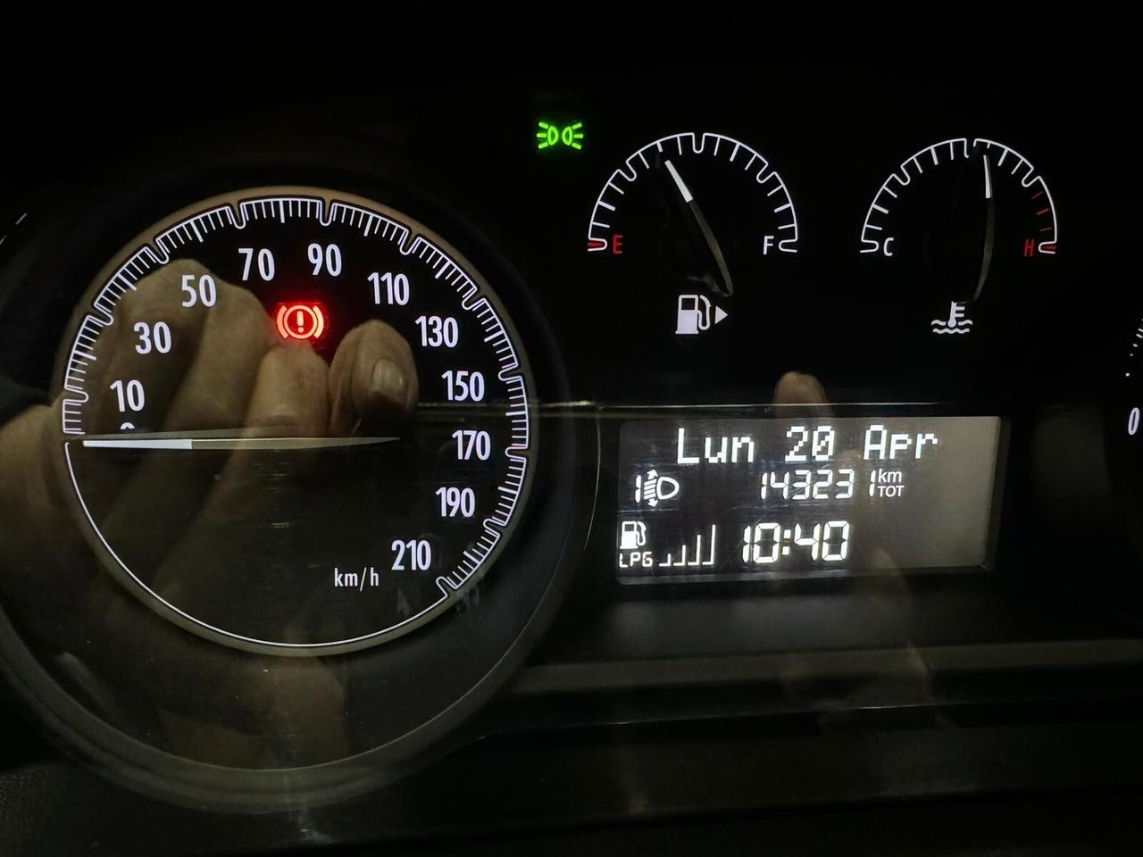 LANCIA YPSILON NEOPATENTATI