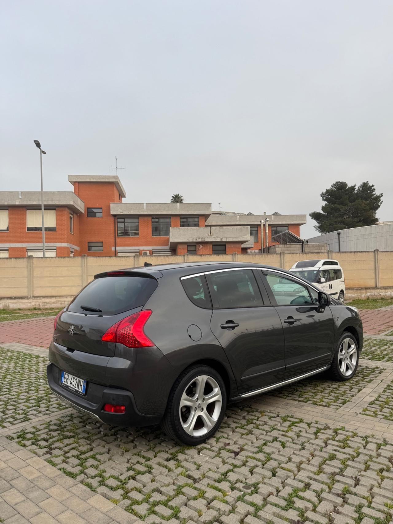 Peugeot 3008 2.0 HDi 150CV Tecno
