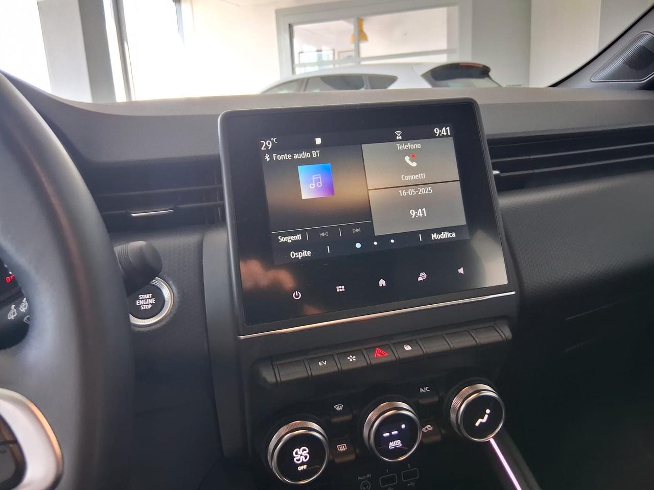 Renault Clio Full Hybrid E-Tech 145 CV 5 porte Techno