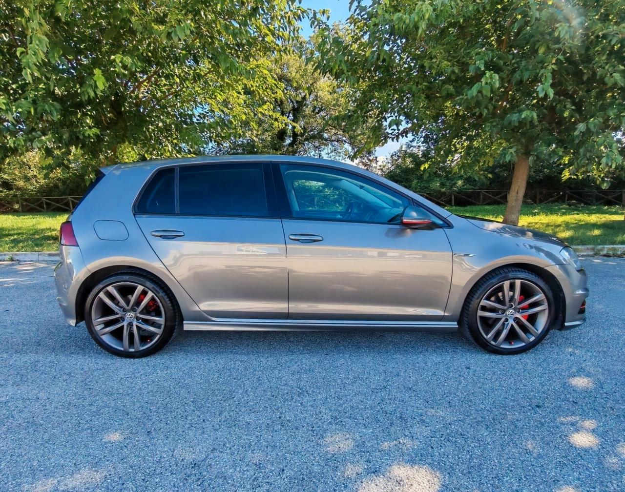 Volkswagen Golf 1.6 TDI 110 CV 5p. Executive R-Line