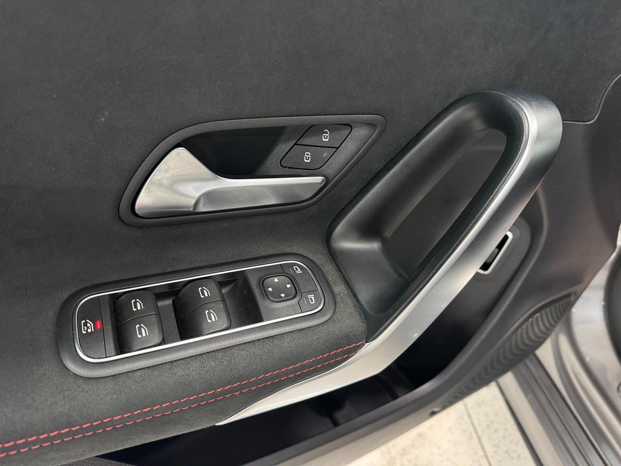 CLASSE A HYBRID Premium TETTO APRIBILE COME NUOVA