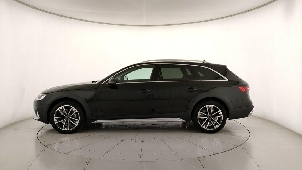 Audi A4 Allroad 45 2.0 TFSI mHEV Identity Contrast Quattro S tronic