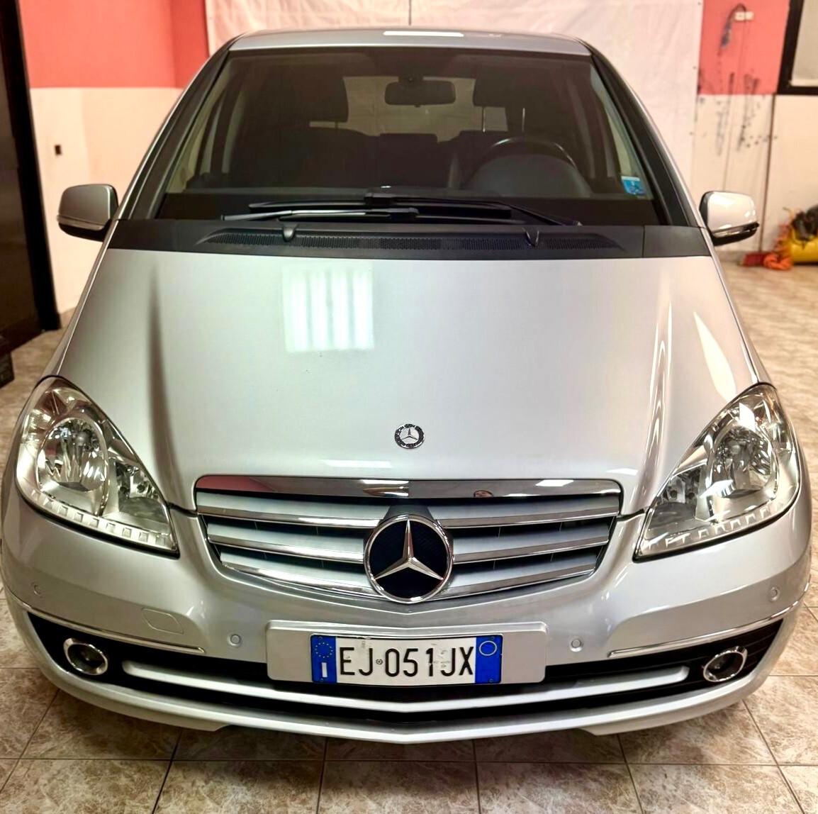 Mercedes-benz A 160 benzina €5 OK NEOPATENTATI solo 75.000km!!!